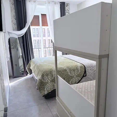 Δωμάτια σε οικογενειακή κατοικία Magnifica