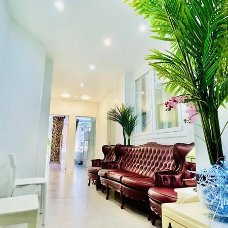 Magnifica Suite