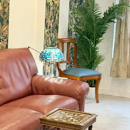 Magnifica Swit Sama Privatunterkunft *